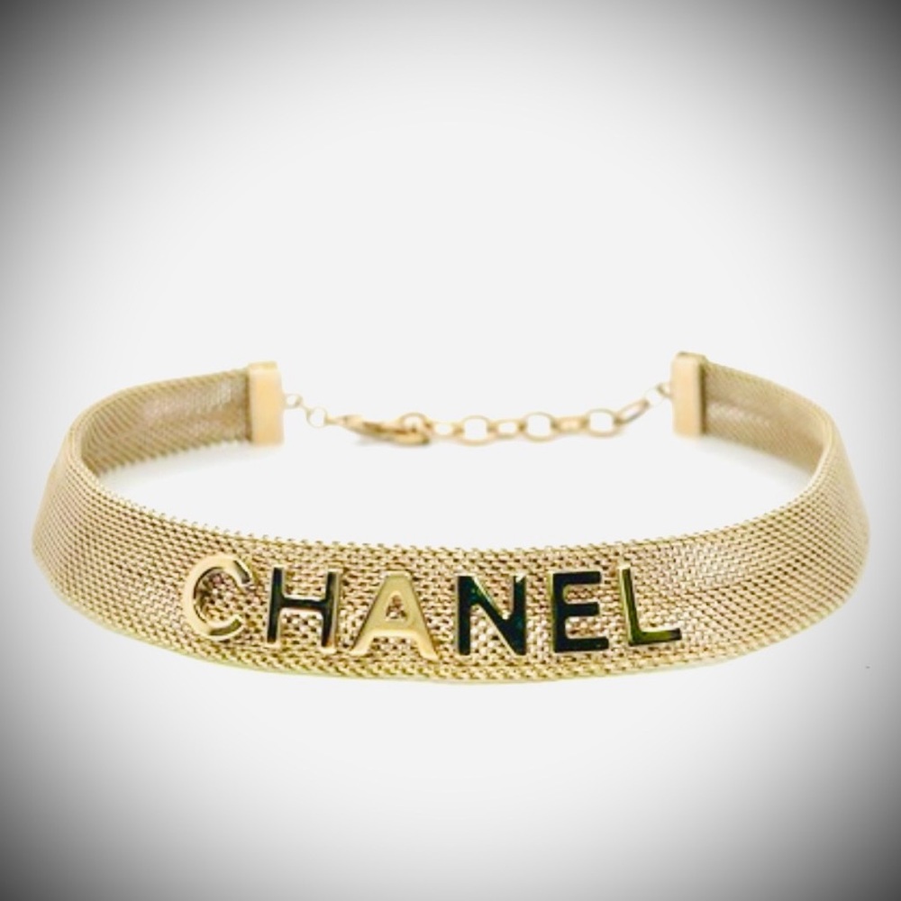 CHANEL logo Gold Mesh Choker Necklace + Box - Picture 6 of 8